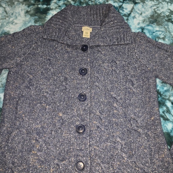 EUC Women's L.L.Bean Cable-knit Button-up Cardigan Sweater Size L - Picture 2 of 5